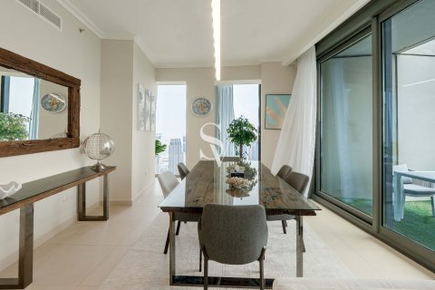 Apartmen di Downtown Dubai (Downtown Burj Dubai), UAE 3 bilik tidur, 169 meter persegi № 707408 - foto 2