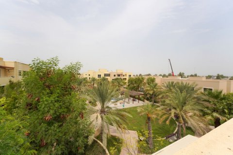 Propiedad comercial en venta en Al Raha Gardens, Abu Dhabi, EAU 291 m2 № 514511 - foto 13
