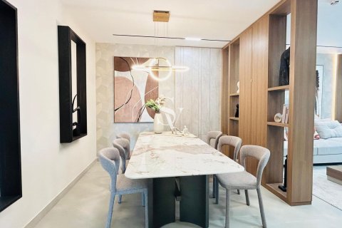 Пәтер Dubai Land, Дубай, БАӘ-да 1 жатын бөлме, 136 м² № 720230 - фото 11