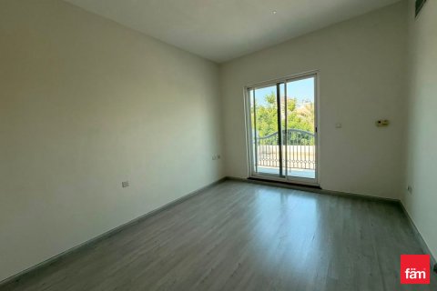 Villa à louer à Dubai Sports City, Dubai, EAU 640.4 m2 № 720305 - photo 8