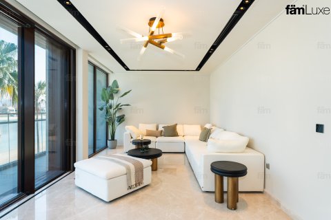Villa till försäljning i Palm Jumeirah, Dubai, UAE 5 sovrum, 682.4 kvm Nr. 695014 - fotografi 8