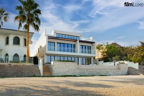 Villa till försäljning i Palm Jumeirah, Dubai, UAE 5 sovrum, 682.4 kvm Nr. 695014 - fotografi 1
