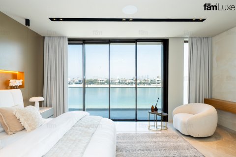Villa till försäljning i Palm Jumeirah, Dubai, UAE 5 sovrum, 682.4 kvm Nr. 695014 - fotografi 24