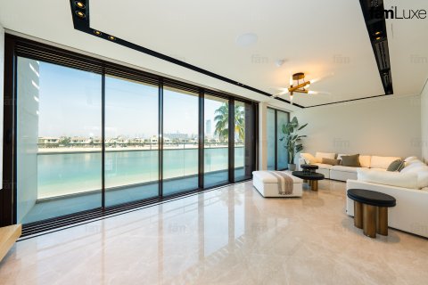 Villa till försäljning i Palm Jumeirah, Dubai, UAE 5 sovrum, 682.4 kvm Nr. 695014 - fotografi 7