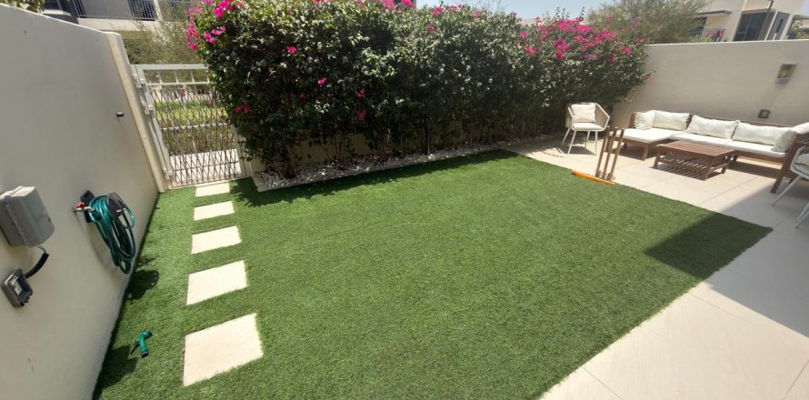 Rijtjeshuis in Dubai Hills Estate, Dubai, VAE 4 slaapkamers, 201 vr.m. nr 738878