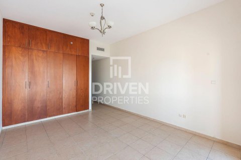 Apartment til salg i Dubai Internet City, Dubai, UAE 2 soveværelser, 168.25 kvm № 743266 - foto 12