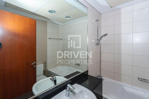 Apartment til salg i Dubai Internet City, Dubai, UAE 2 soveværelser, 168.25 kvm № 743266 - foto 15