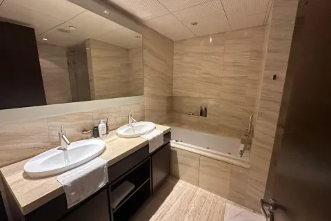 Appartement te huur in Downtown Dubai (Downtown Burj Dubai), Dubai, VAE 1 slaapkamer, 102 vr.m., nr 690366 - foto 12