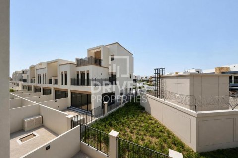 خانه شهری برای اجاره در Damac Lagoons، Dubai، امارات متحده عربی 4 خوابه ، 144 متر مربع ، شماره 756901 - تصویر 1