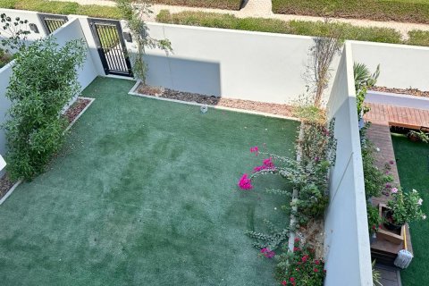 Villetta a schiera in vendita a Dubai, EAU 3 camere da letto, 164.7 mq. № 644735 - foto 9