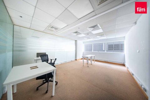 Sheikh Zayed Road, Dubai, BAE’de kiralık office 182.2 m&sup2; No 644733 - fotoğraf 4