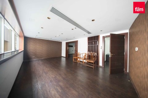 Sheikh Zayed Road, Dubai, BAE’de kiralık office 182.2 m&sup2; No 644733 - fotoğraf 1