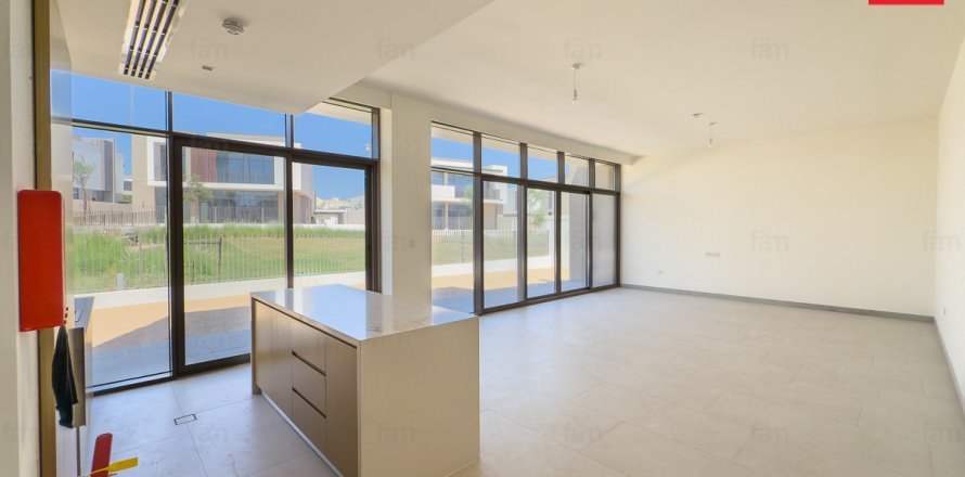 Villa in Al Furjan, Dubai, VAE 5 slaapkamers, 614.3 vr.m. nr 644732