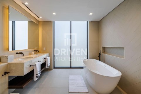 Villa in Jumeirah, Dubai, UAE 3 bedrooms, 276.57 sq.m. № 758985 - photo 20
