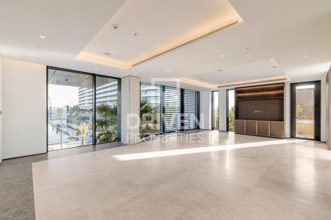 Vila di Jumeirah, Dubai, UAE 6 bilik tidur, 849.78 meter persegi № 758987 - foto 5
