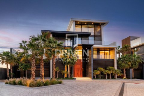 Vila di Jumeirah, Dubai, UAE 6 bilik tidur, 849.78 meter persegi № 758987 - foto 4