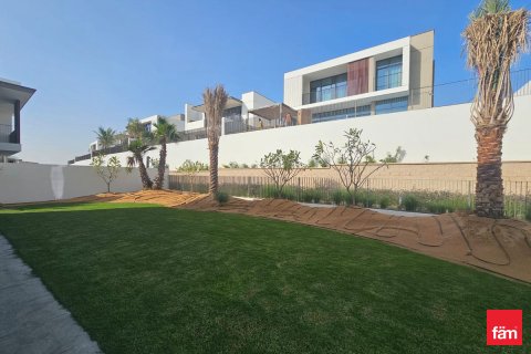 Villa in Al Furjan, Dubai, UAE 4 bedrooms, 587.7 sq.m. № 633805 - photo 19