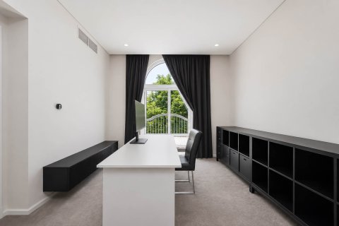 Vila u Dubai Sports City, UAE 5 spavaćih soba, 613.53 m2 Br. 748733 - fotografija 25