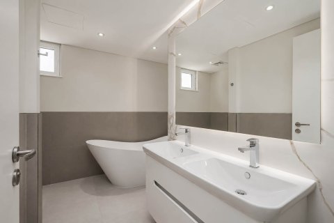 Vila u Dubai Sports City, UAE 5 spavaćih soba, 613.53 m2 Br. 748733 - fotografija 27