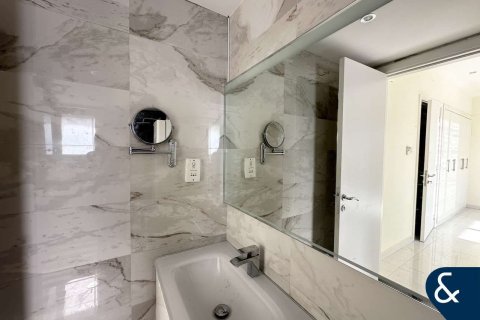 Vila u The Springs, Dubai, UAE 3 spavaćih soba, 211 m2 Br. 685137 - fotografija 13