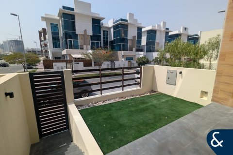 阿联酋 Dubai Jumeirah Village Circle 待租 : 4 卧, 159 平方米 , 编号685135 - 照片 2
