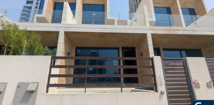 阿联酋 Dubai Jumeirah Village Circle 别墅  4 卧, 159 平方米 , 编号 685135