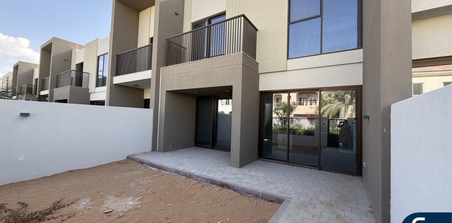 阿联酋 Dubai Dubai Land 别墅  3 卧, 184 平方米 , 编号 685138