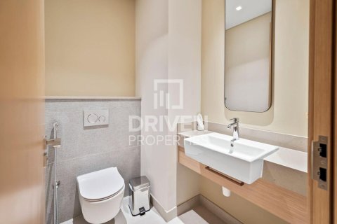 Huoneisto Downtown Dubai (Downtown Burj Dubai), Dubai, Arabiemiraatit 2 makuuhuonetta, 92.53 m2 № 745814 - kuva 14