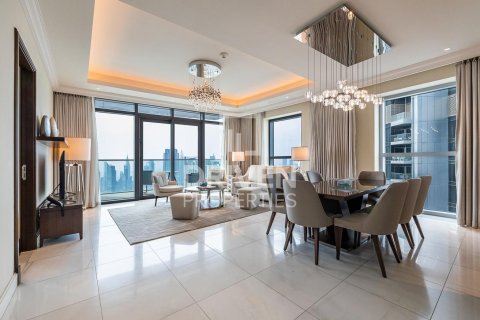 Penthouse i Downtown Dubai (Downtown Burj Dubai), Dubai, UAE 3 soveværelser, 185.16 kvm № 745832