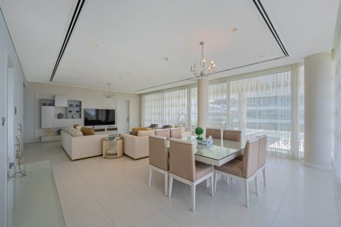 Wohnung in Al Barari, Dubai, VAE: 4 Schlafzimmer, 639 m2 Nr. 710973