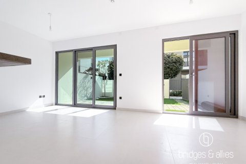 Villa zur Miete in Dubai, VAE 3 Schlafzimmer, 143.8 m2 Nr. 670071 - Foto 19