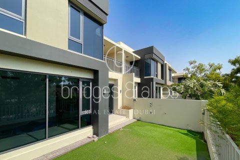 Villa zur Miete in Dubai Hills Estate, Dubai, VAE 4 Schlafzimmer, 201.7 m2 Nr. 670072 - Foto 2