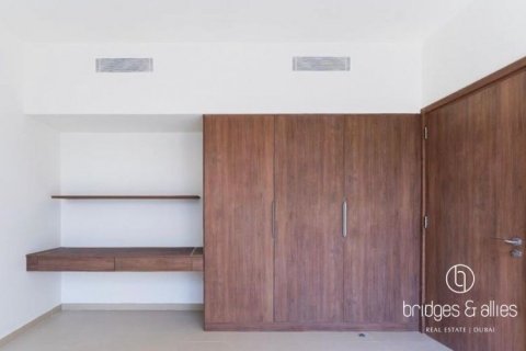 Villa zur Miete in Dubai, VAE 3 Schlafzimmer, 140.4 m2 Nr. 670070 - Foto 9