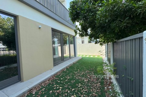 Villa zur Miete in Dubai, VAE 3 Schlafzimmer, 140.4 m2 Nr. 670070 - Foto 14