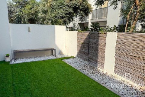 Villa zur Miete in Dubai, VAE 3 Schlafzimmer, 140.4 m2 Nr. 670070 - Foto 4