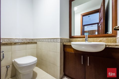 Apartamento para arrendamento em Palm Jumeirah, Dubai, EAU 2 quartos, 166.7 m2 № 652340 - foto 17
