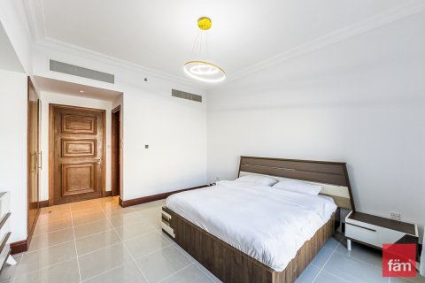 Apartamento para arrendamento em Palm Jumeirah, Dubai, EAU 2 quartos, 166.7 m2 № 652340 - foto 15
