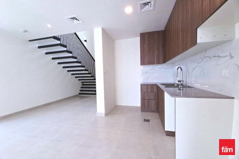 Radhus uthyres i Town Square, Dubai, UAE 4 sovrum, 261.7 kvm Nr. 660285 - fotografi 2