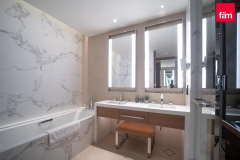 Apartment in Dubai, UAE 2 bedrooms, 110 sq.m. № 647995 - photo 10