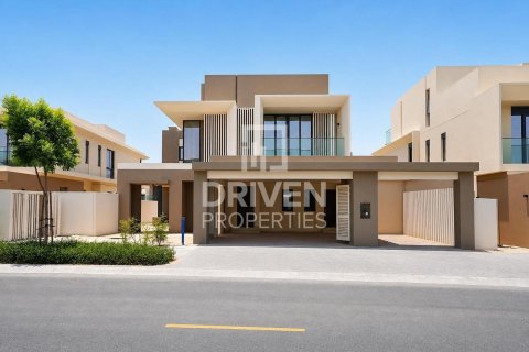 Villa in Jebel Ali, Dubai, UAE 4 bedrooms, 688.88 sq.m. № 744991 - photo 24
