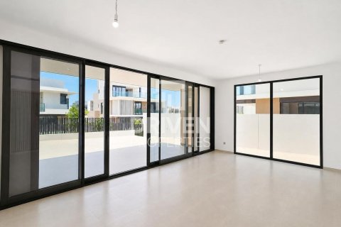 Villa in Jebel Ali, Dubai, UAE 4 bedrooms, 688.88 sq.m. № 744991 - photo 3