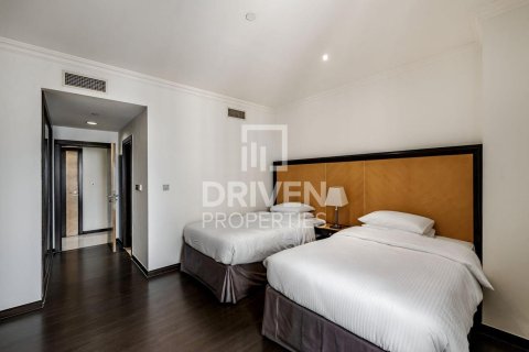 Apartment in Jumeirah Beach Residence, Dubai, UAE 2 bedrooms, 136.01 sq.m. № 745899 - photo 8