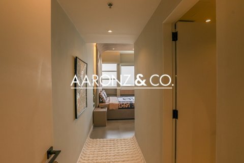 Apartment in Jumeirah Lake Towers, Dubai, UAE 2 bedrooms, 164.7 sq.m. № 639228 - photo 9