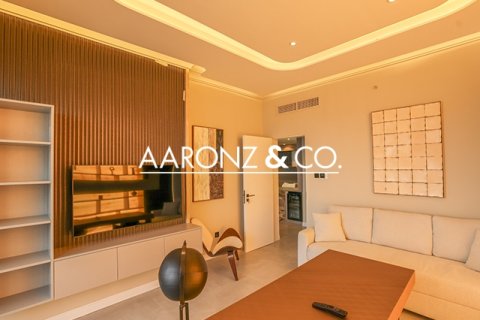 Apartment in Jumeirah Lake Towers, Dubai, UAE 2 bedrooms, 164.7 sq.m. № 639228 - photo 17