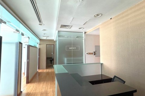 Office til leje i Business Bay, Dubai, UAE 89.5 kvm № 639226 - foto 1