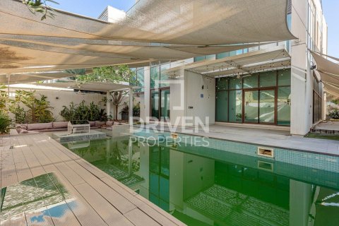 Huvila Meydan, Dubai, Arabiemiraatit 6 makuuhuonetta, 598 m2 № 684483