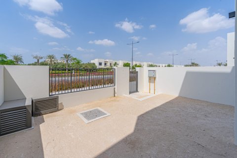 Müüa villa asukohaga Town Square, Dubai, AÜE: 3 magamistoaga, 174 m² Nr 677560 - pilt 3