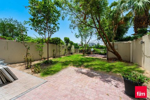 Vila u Dubai, UAE 3 spavaćih soba, 255.3 m2 Br. 719913 - fotografija 20