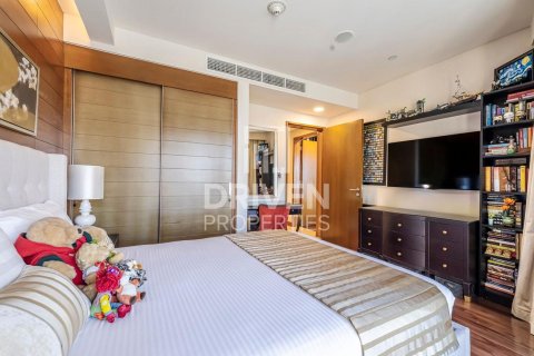 Apartment in Downtown Dubai (Downtown Burj Dubai), UAE 3 bedrooms, 184 sq.m. № 683889 - photo 9