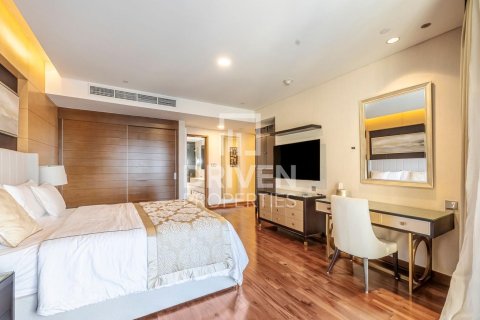 Apartment in Downtown Dubai (Downtown Burj Dubai), UAE 3 bedrooms, 184 sq.m. № 683889 - photo 7